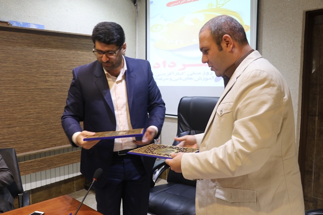 تفاهم نامه همکاری شهرداری لاهیجان و فنی و حرفه ای گیلان امضا شد
